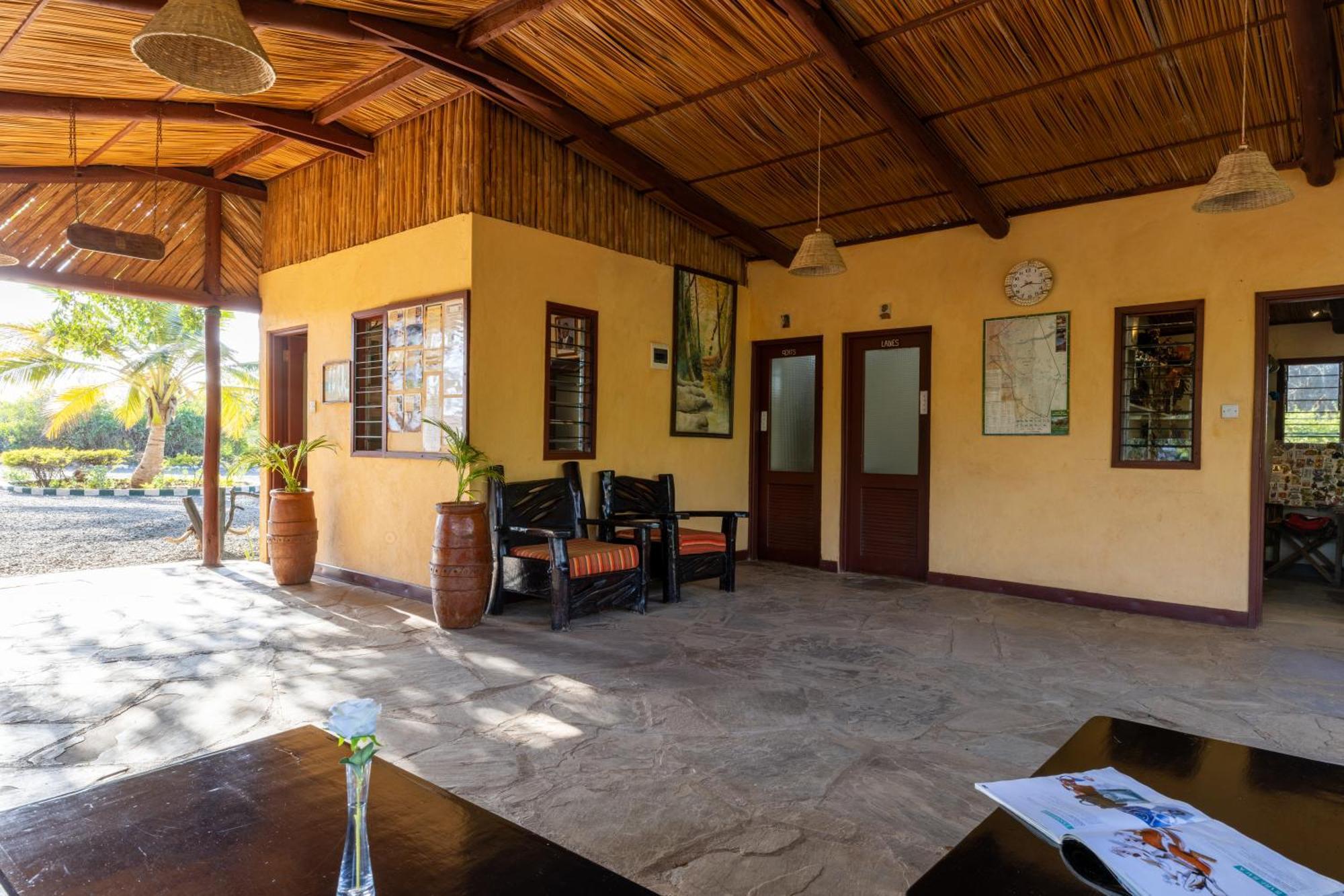 Sentrim Tsavo Lodge Exterior photo