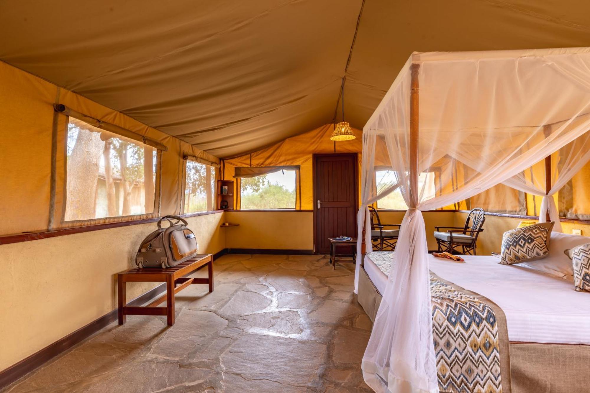 Sentrim Tsavo Lodge Exterior photo